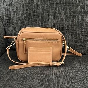 Camel Classic Zip Crossbody